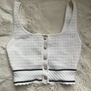 Babaton (Aritzia) White Sculpt Knit Tank Crop - XS